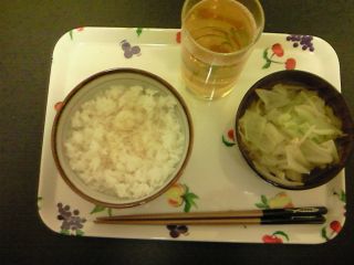 キャベツともやしのスープ